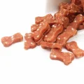 Ласощі "Селянські Смаколики" для собак, курка з рисом у формі кісточки, 3 см, 500 г