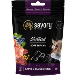 М'які ласощі Savory Sterilised Snack для стерилізованих кішок, ягнят та чорниці, 50 г